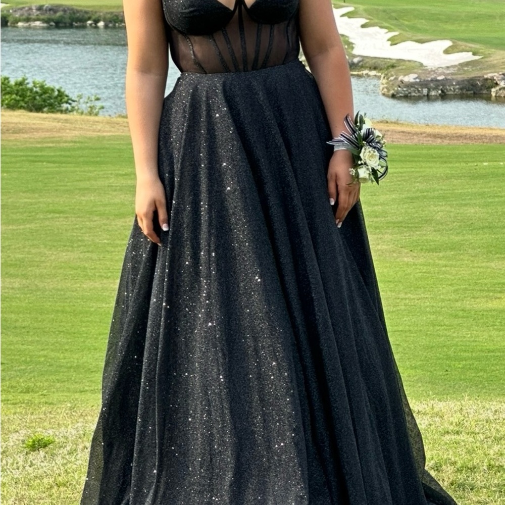 Elegant Black Evening Gown
